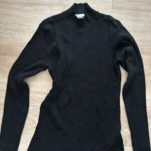 H&M black long sleeve knit mock sweater